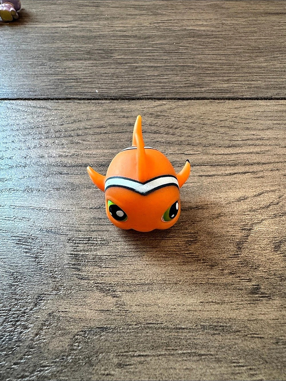 Hasbro Littlest Pet Shop #130 Clownfish Orange Fish Toy